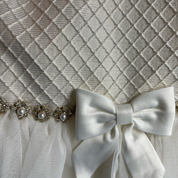 American Princess Dress White/Gold accents - Picture 4 of 5